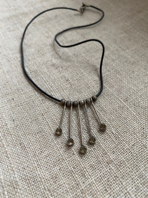 FYND – Halsband 90-tal #1