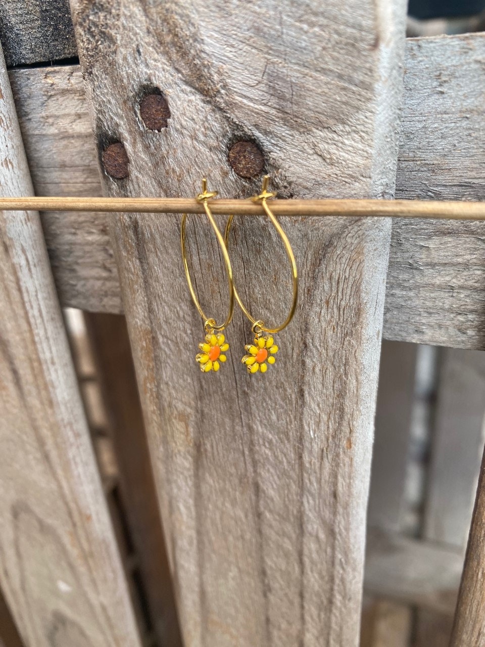Örhängen – Blommor, gula
