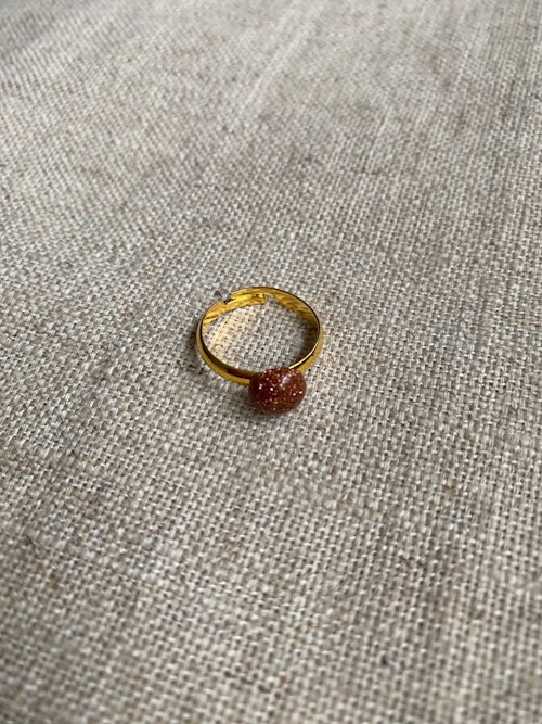 FYND – Ring, guldsten