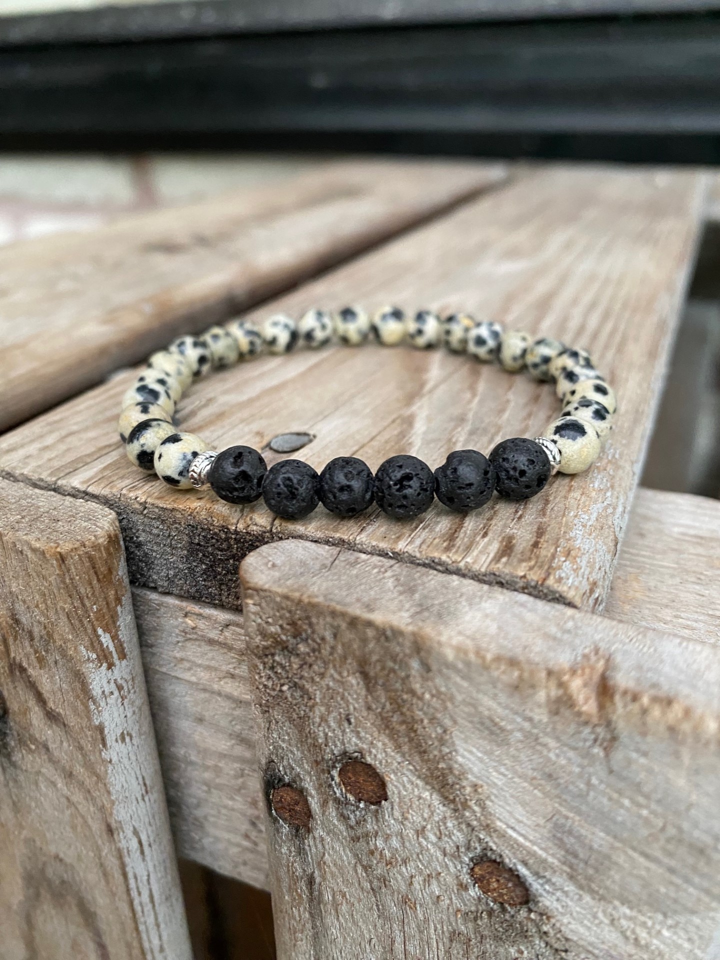 Armband – Dalmatinerjaspis & lava