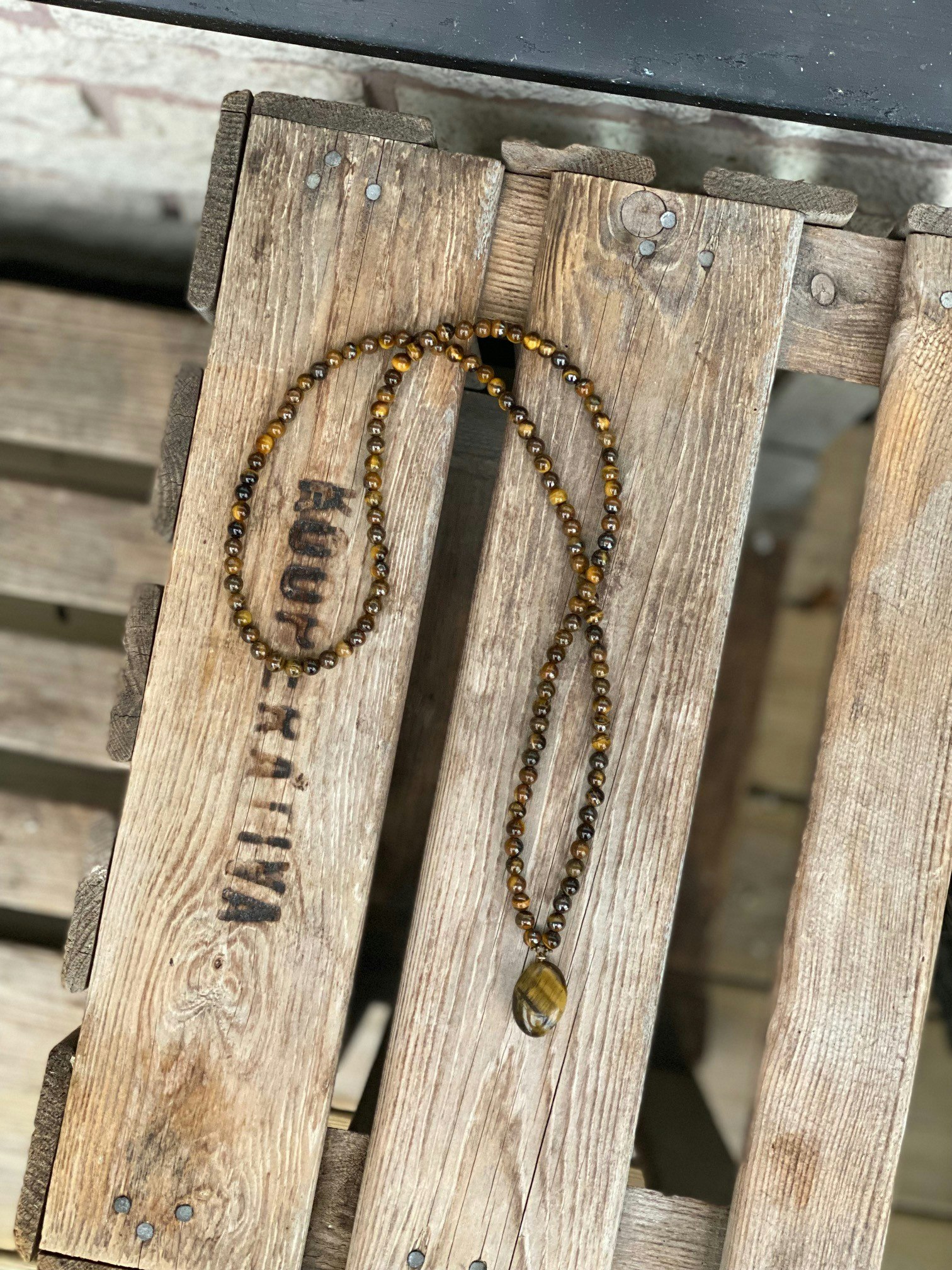 Långt halsband – Tigeröga