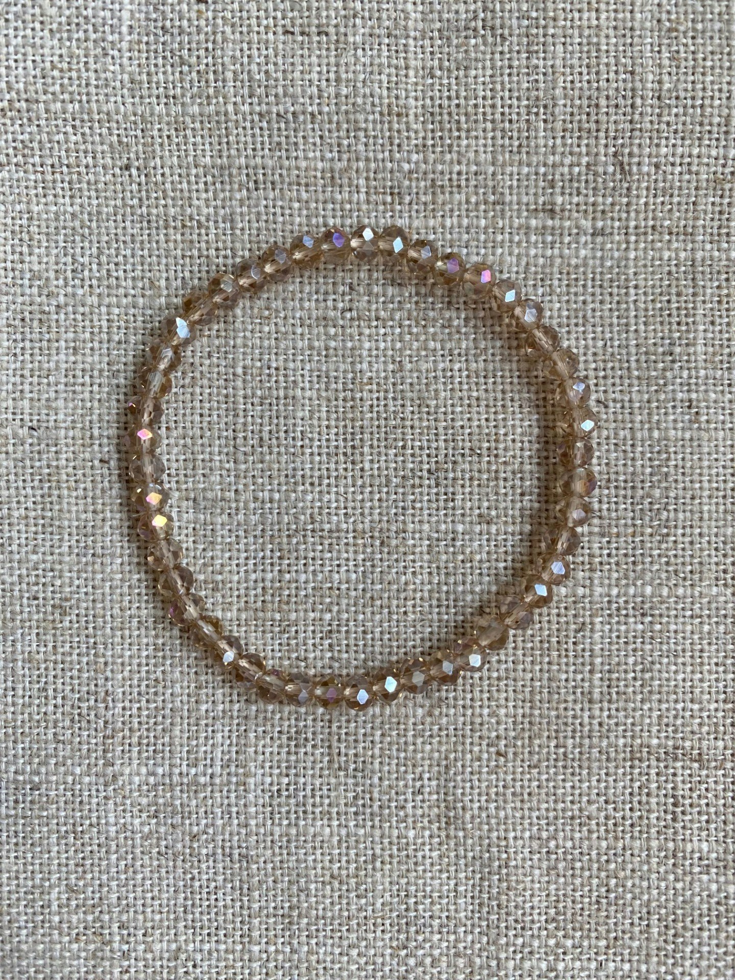 FYND – Armband, glittrande glaspärlor