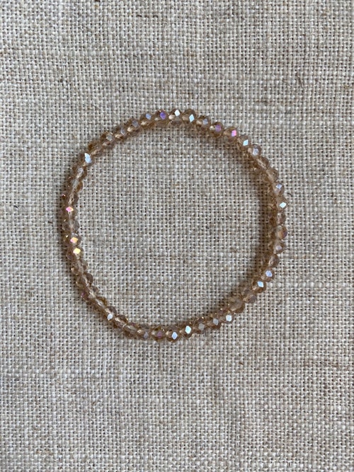 FYND – Armband, glittrande glaspärlor