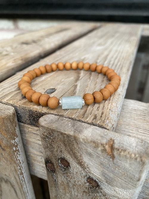 Armband – Sandelträ & akvamarin