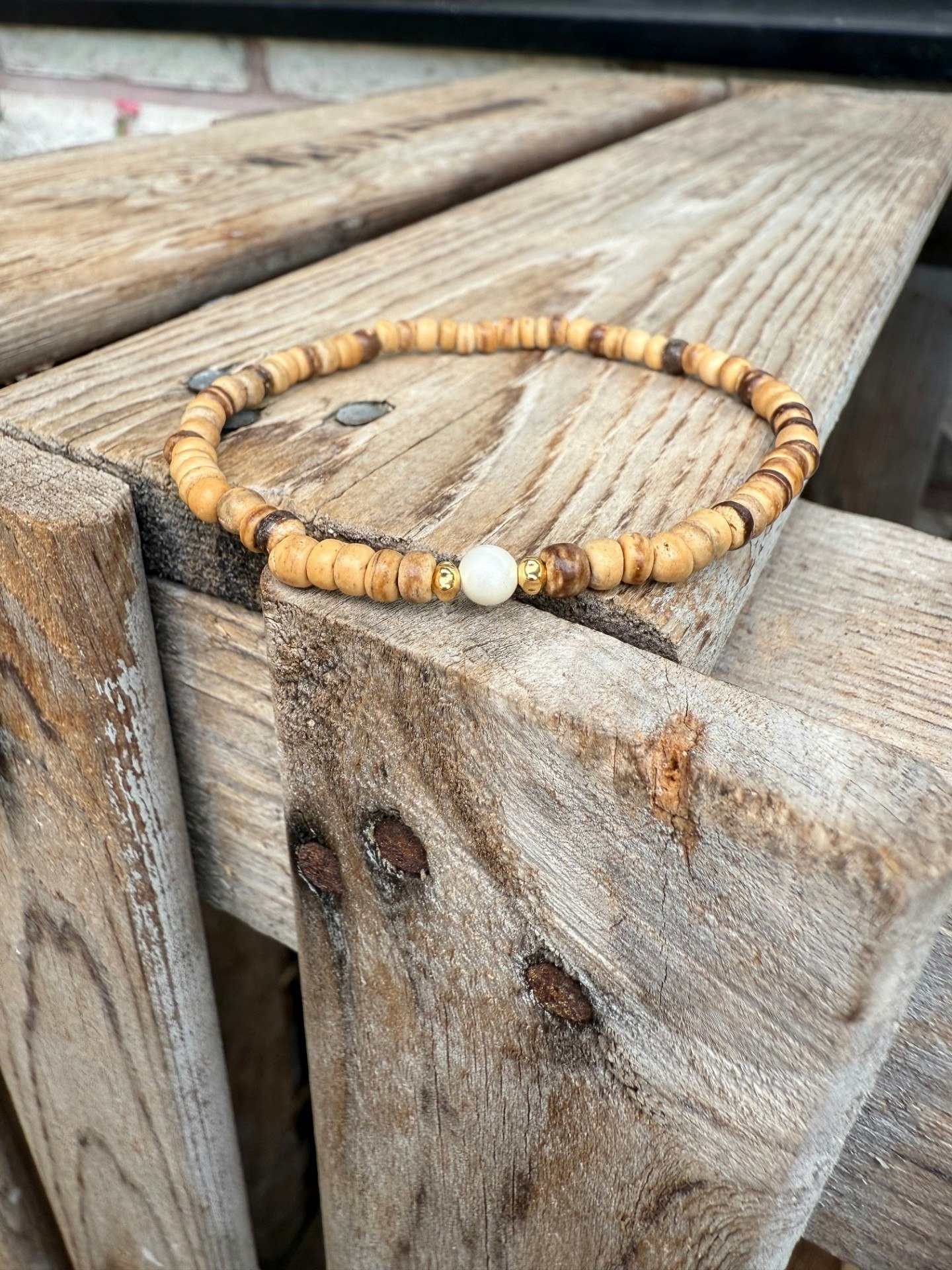 Armband – Kokos & sötvattenspärla