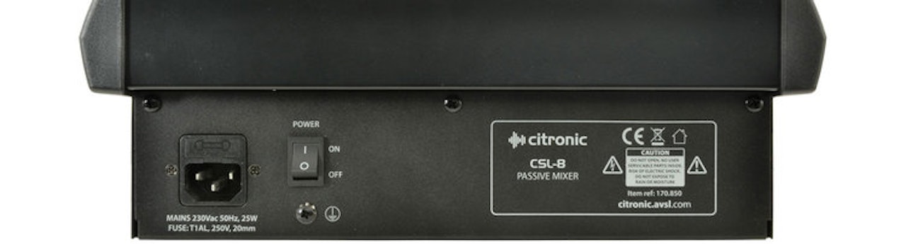 Citronic | CSL-8 - Mixerbord med Inbyggda Effekter och XLR-Utgångar