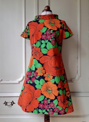 Modell Ingrid - blomstersaga