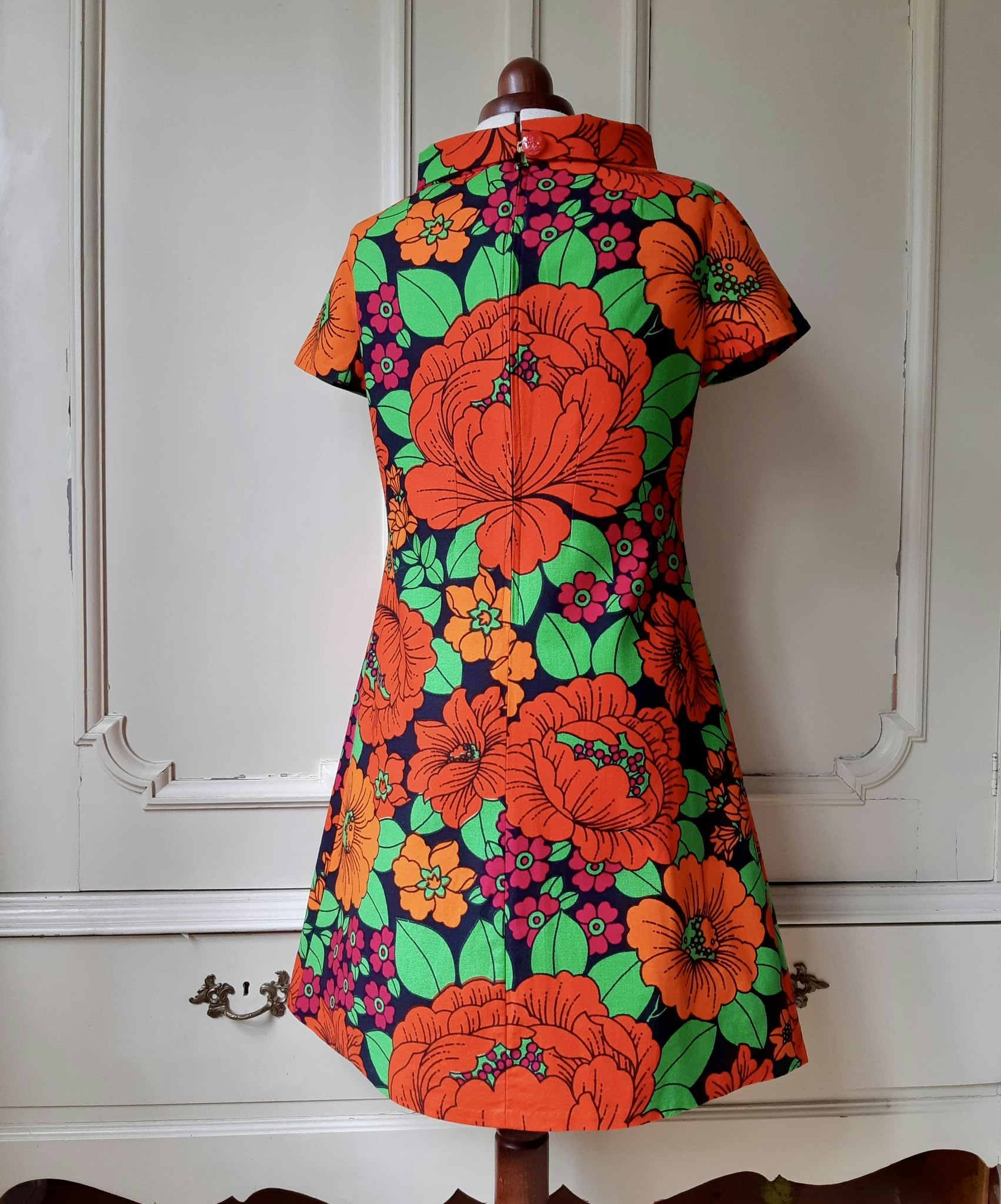 Modell Ingrid - blomstersaga