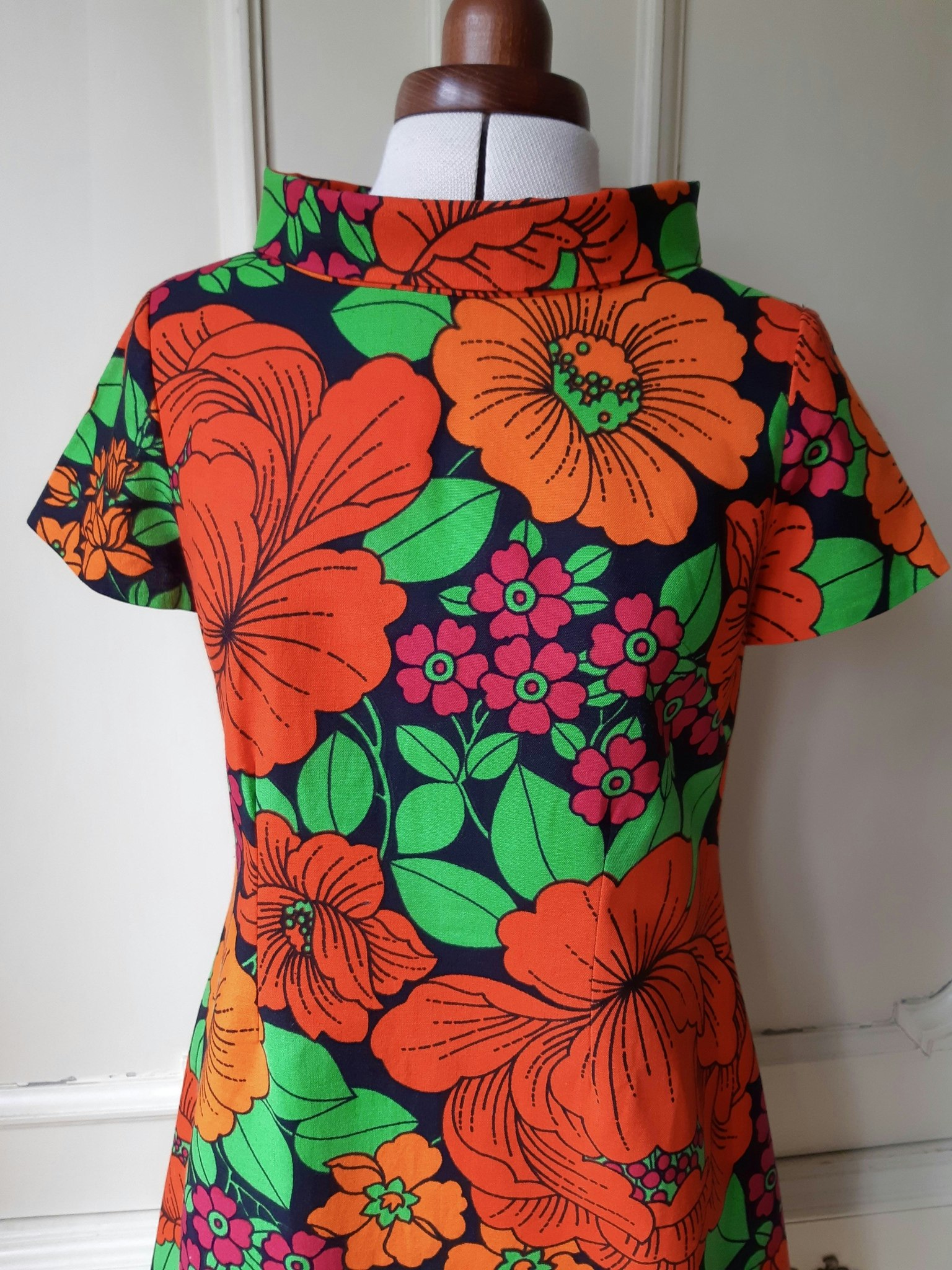Modell Ingrid - blomstersaga