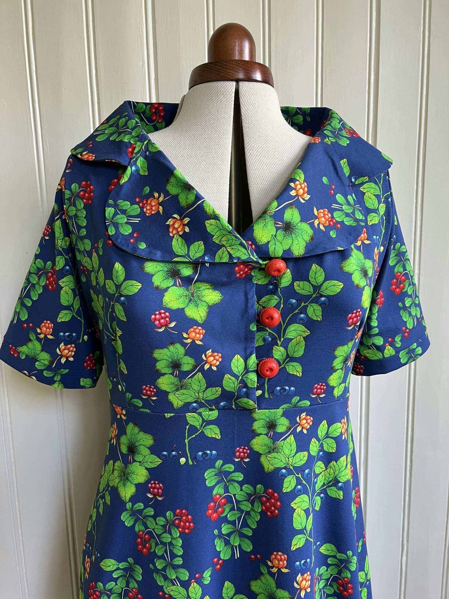 Modell Alexandra - Skogsbär