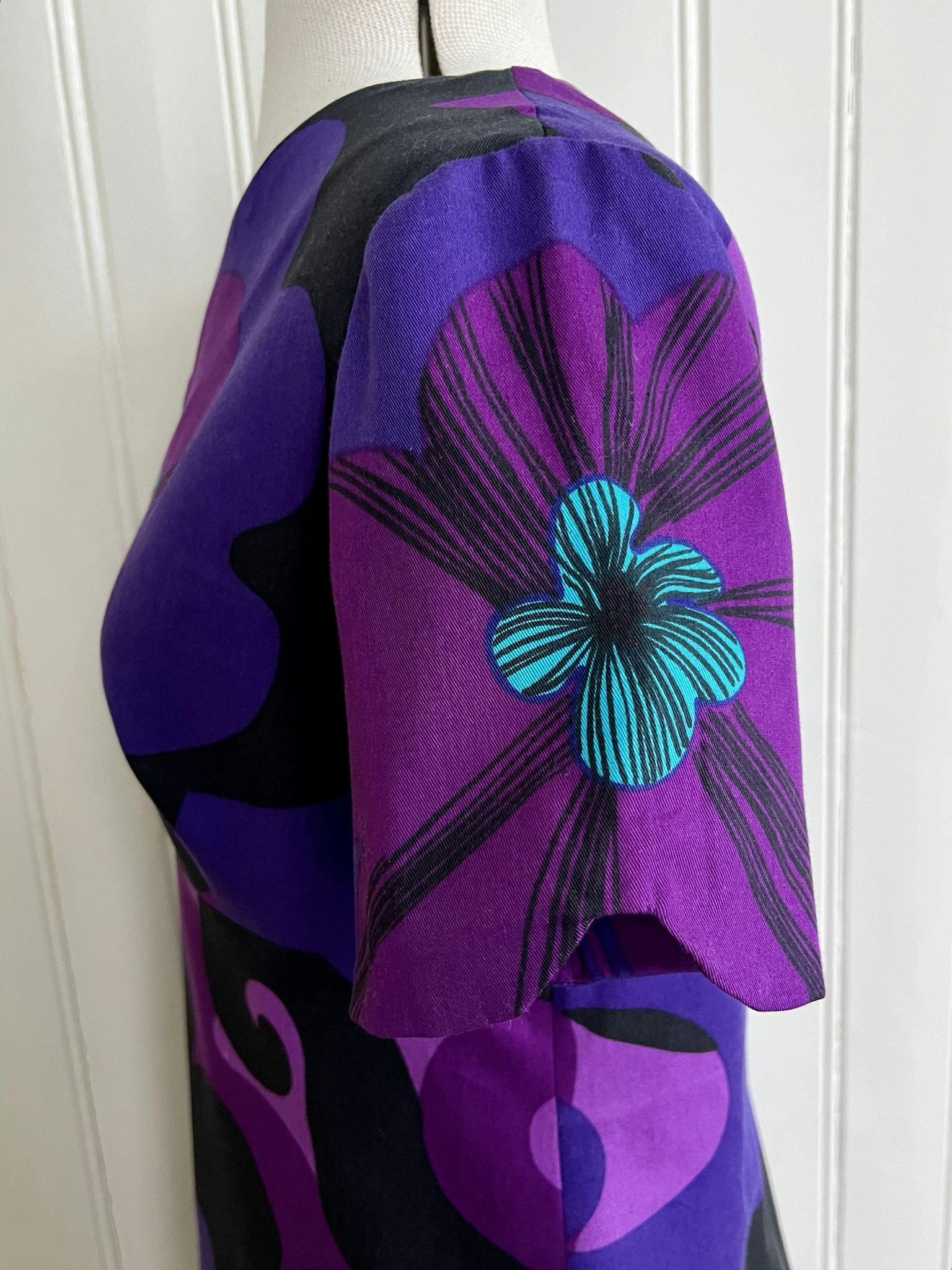 Blommor och swirls