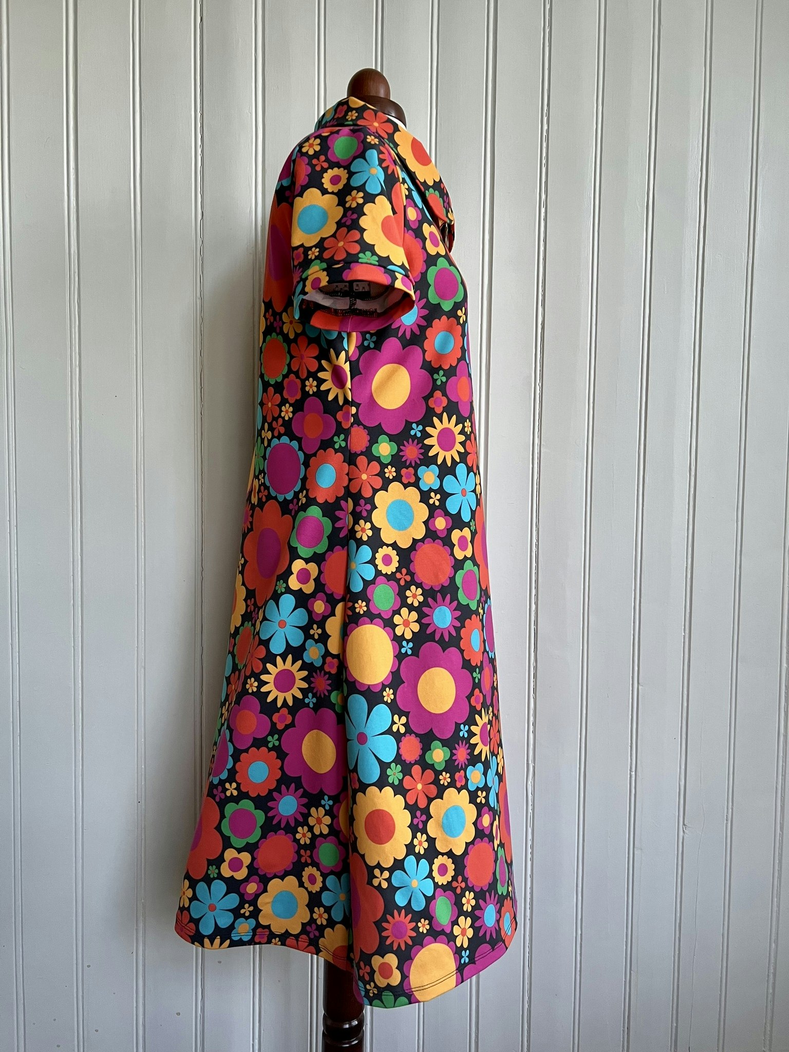 Modell Mirjam - poppblommor