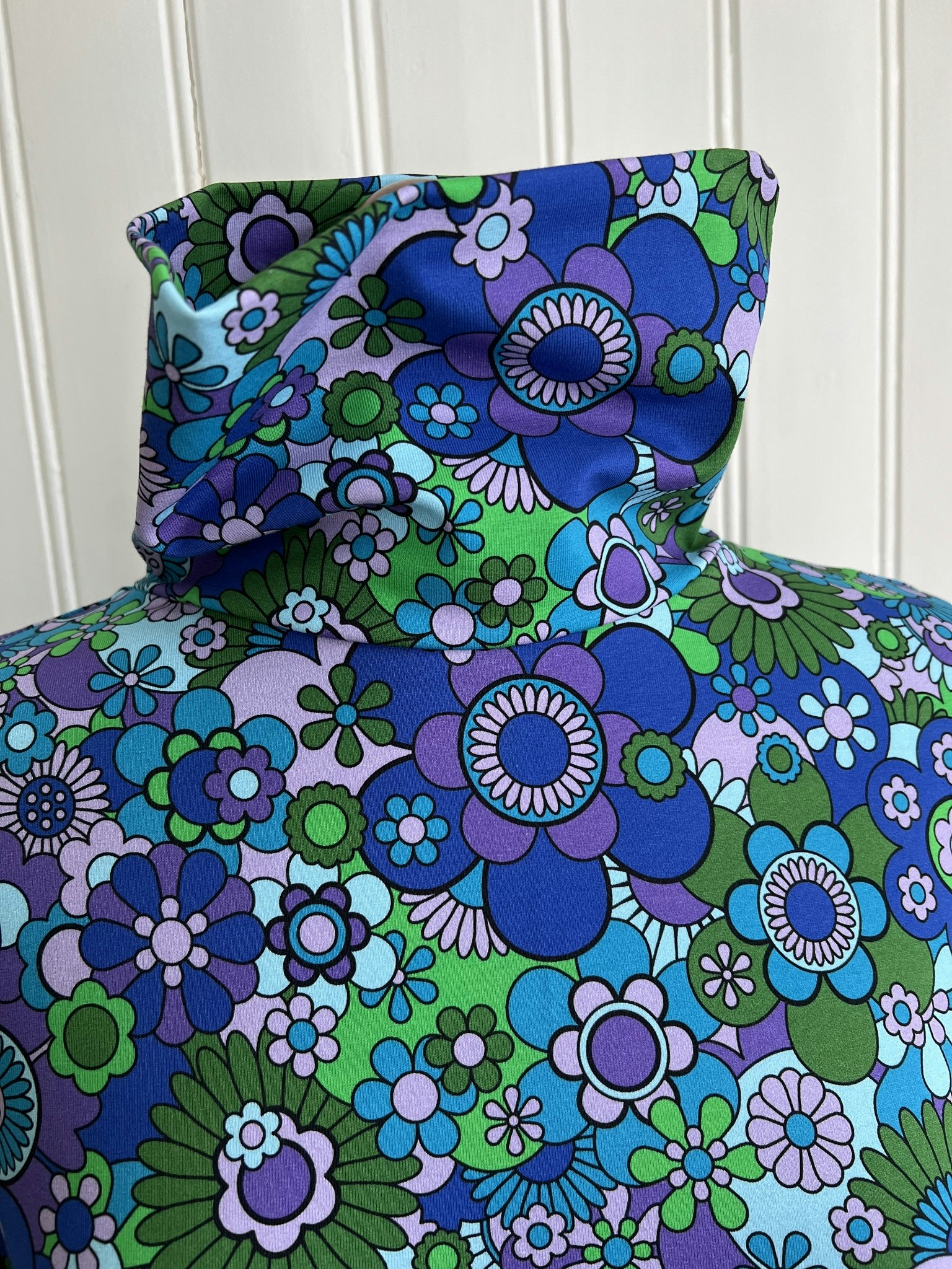 Modell Ingrid - retro mandala