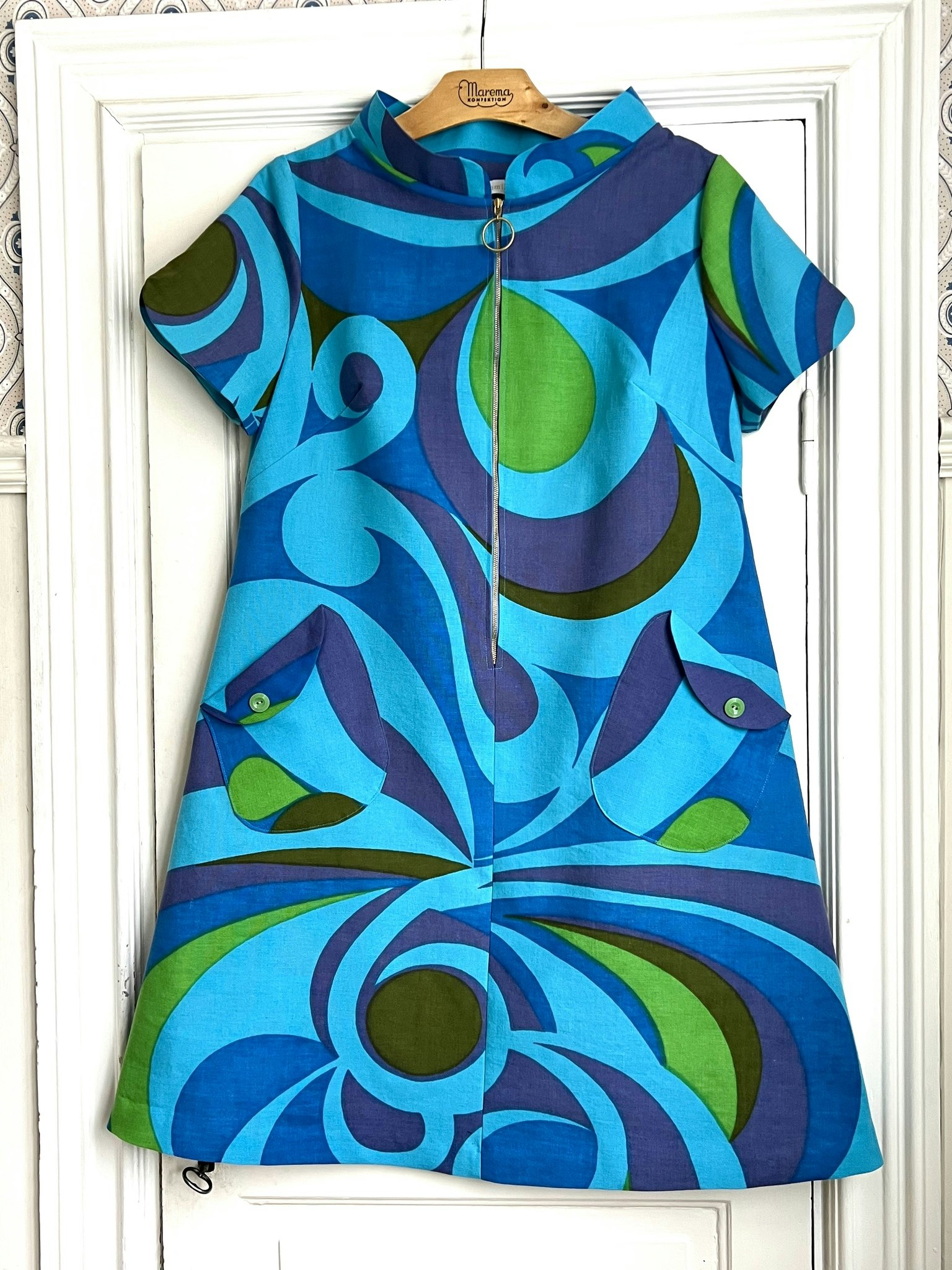 Modell Monica - swirls