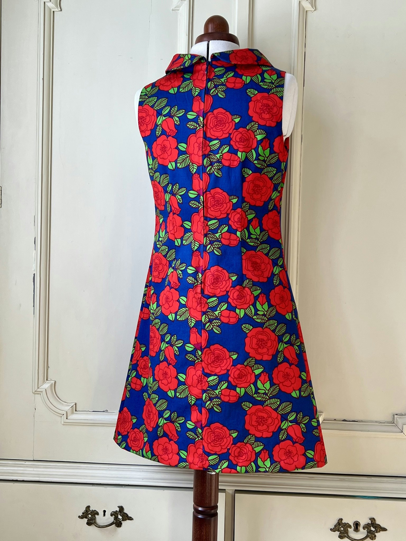 Modell Britt - retro roses