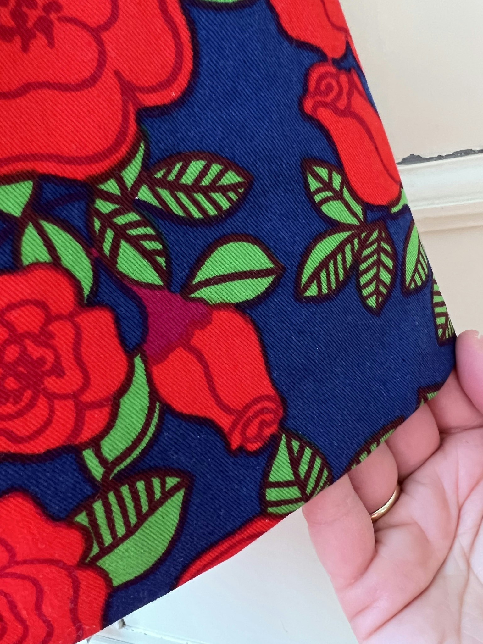 Modell Britt - retro roses
