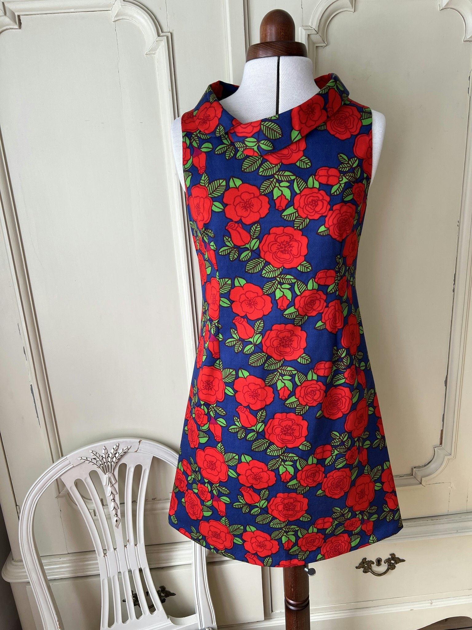 Modell Britt - retro roses
