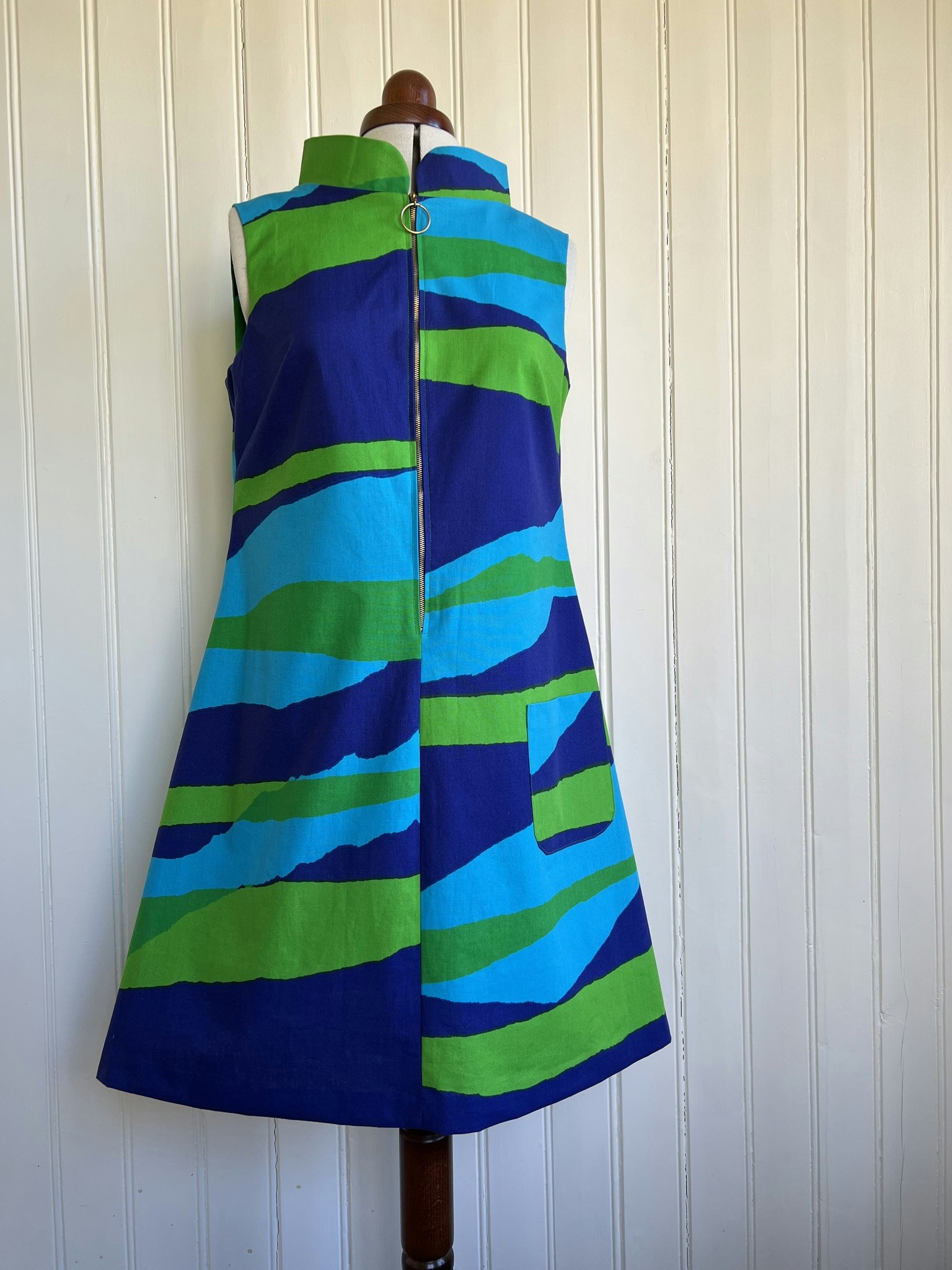 Modell Monica - colour stripes