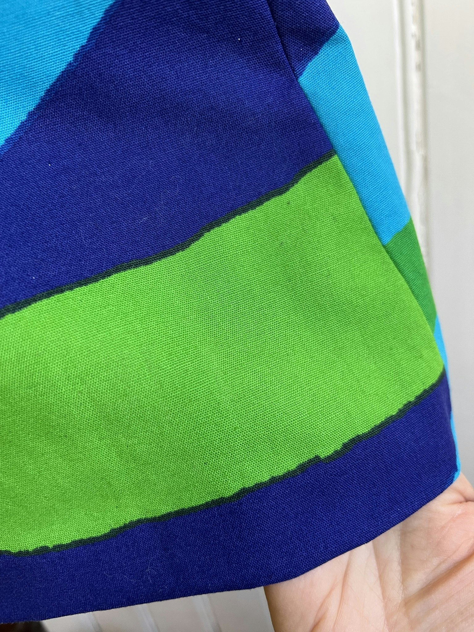 Modell Monica - colour stripes