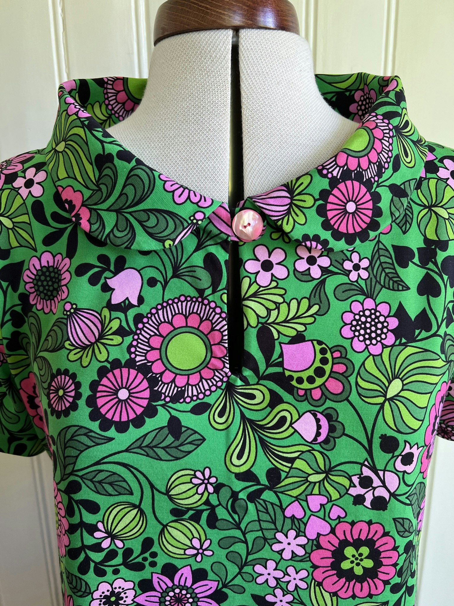 Modell Mirjam - rosa grön eufori