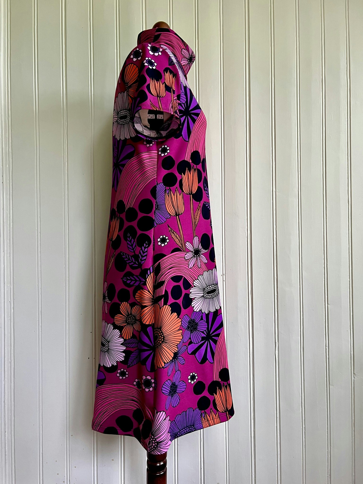 Modell Ingrid - purple and bows