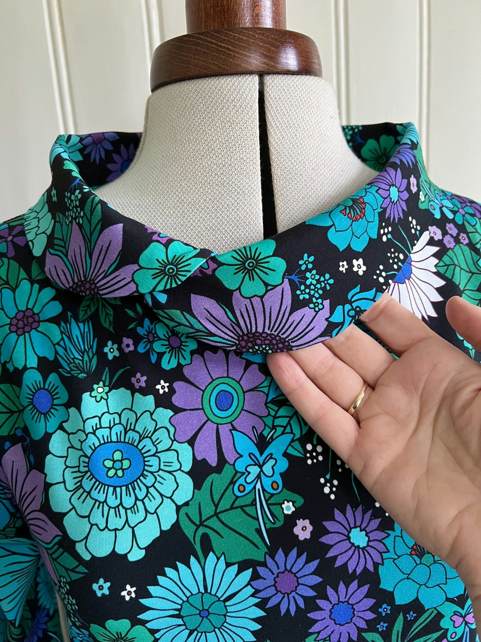 Modell Britt - floral joy
