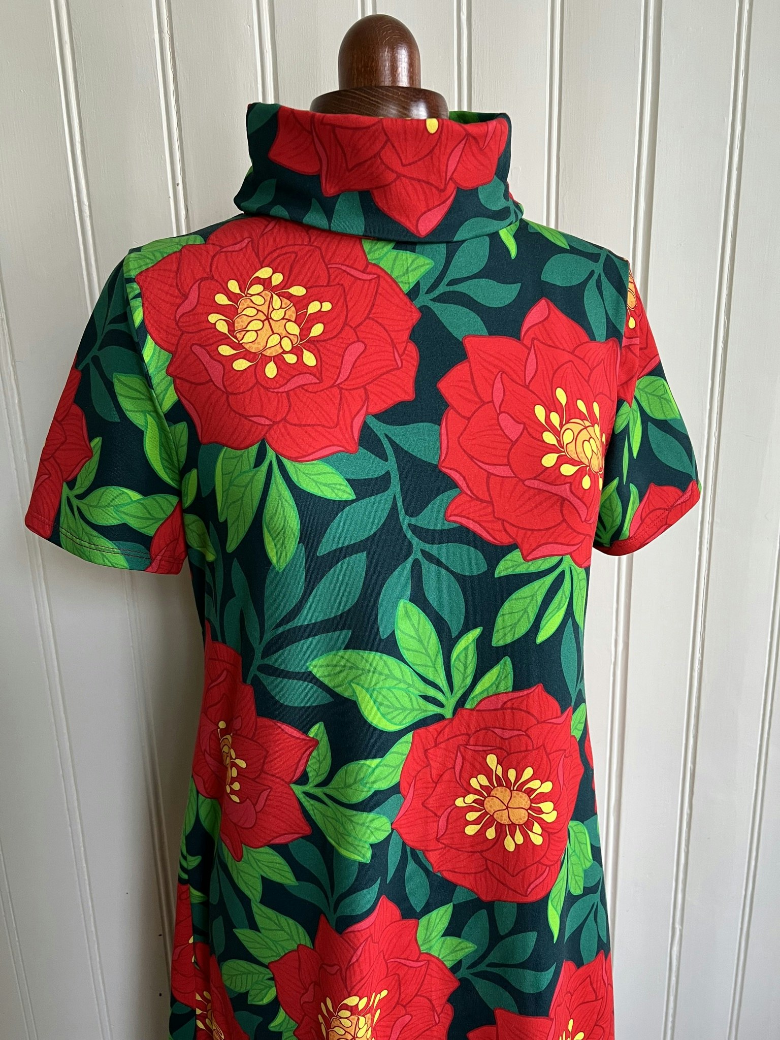Modell Ingrid - passion flower