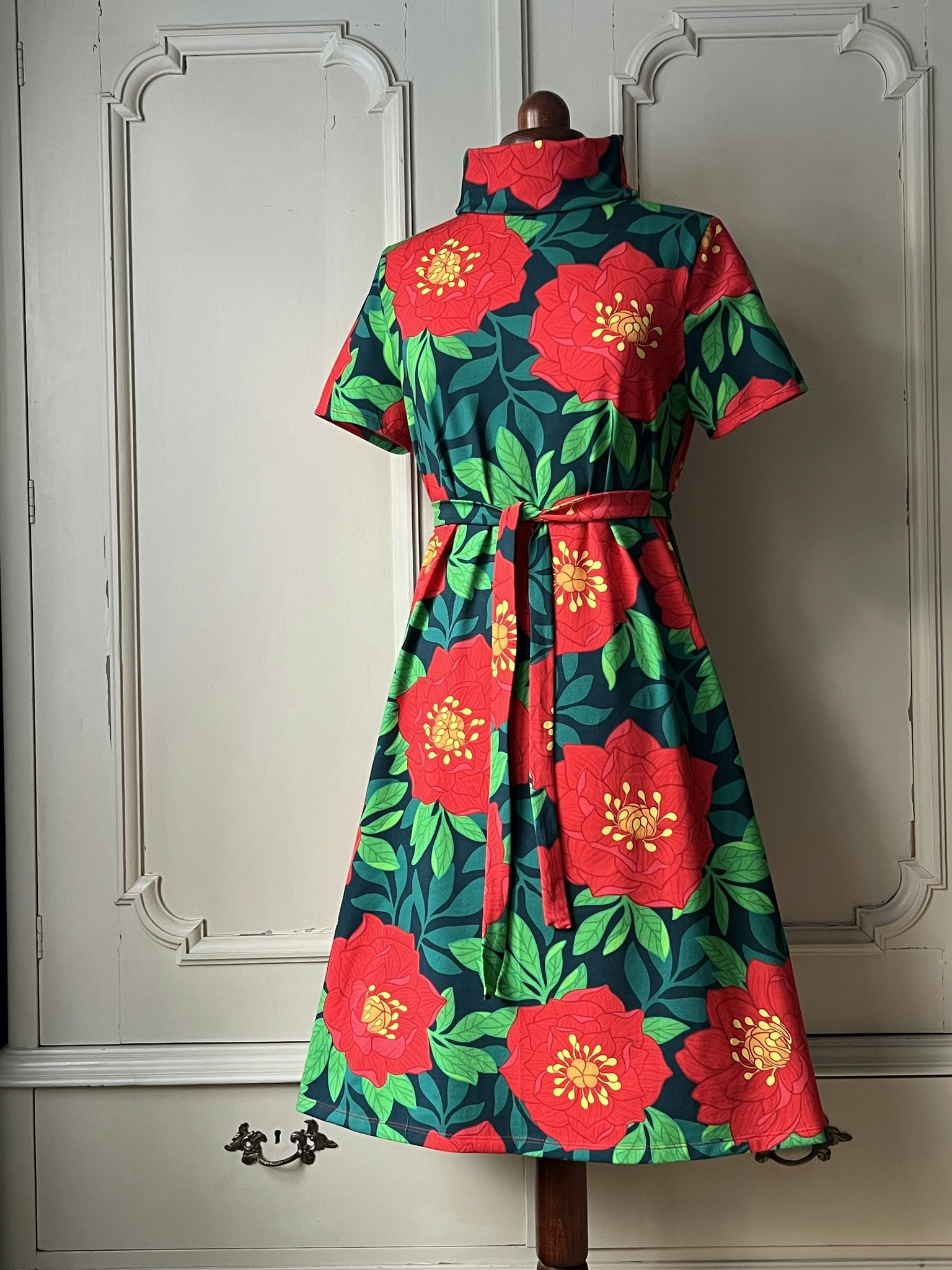 Modell Ingrid - passion flower