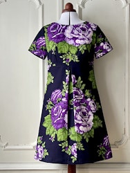 Modell Jemima - purple dream
