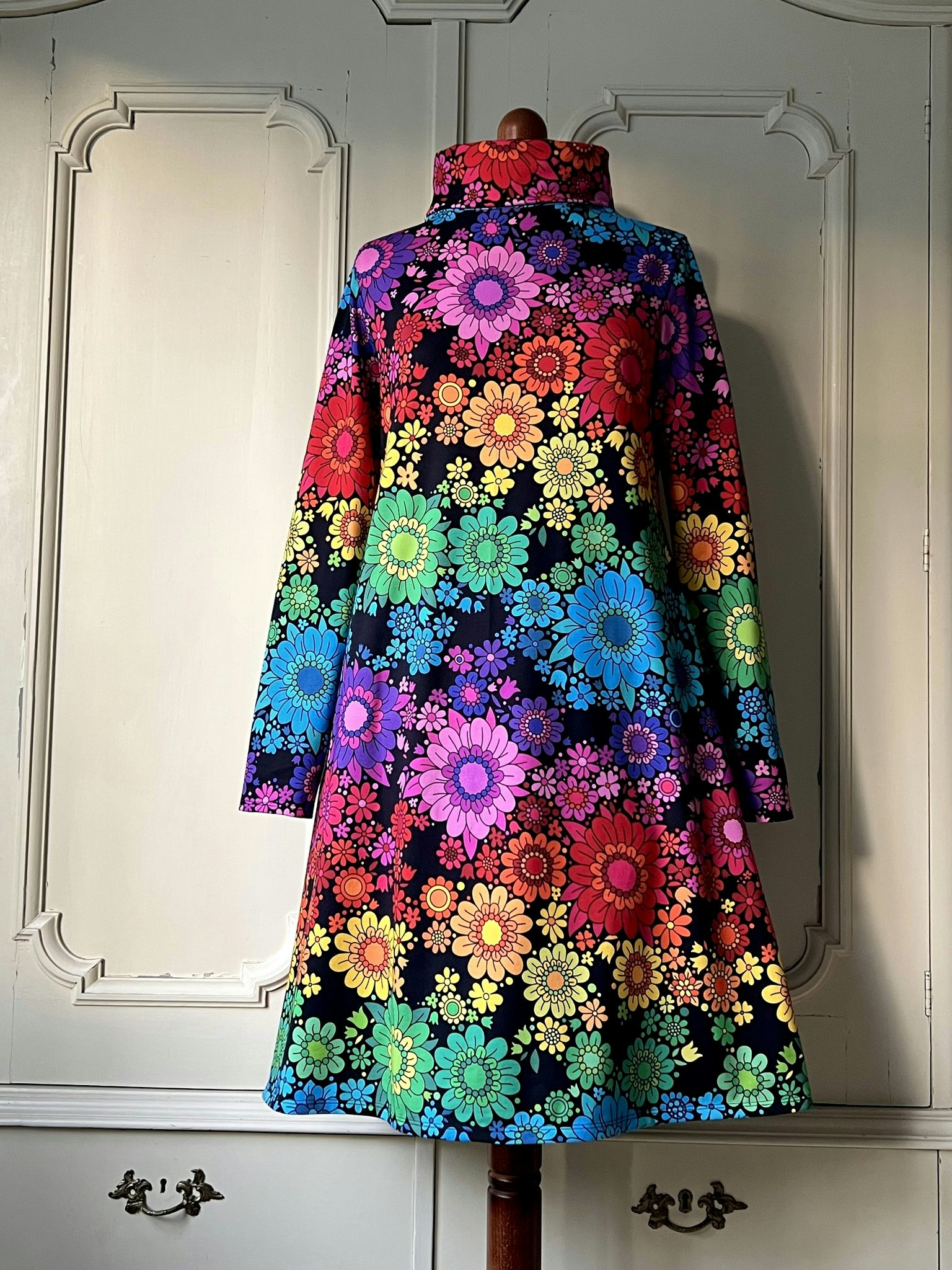 Modell Ingrid - rainbow dream