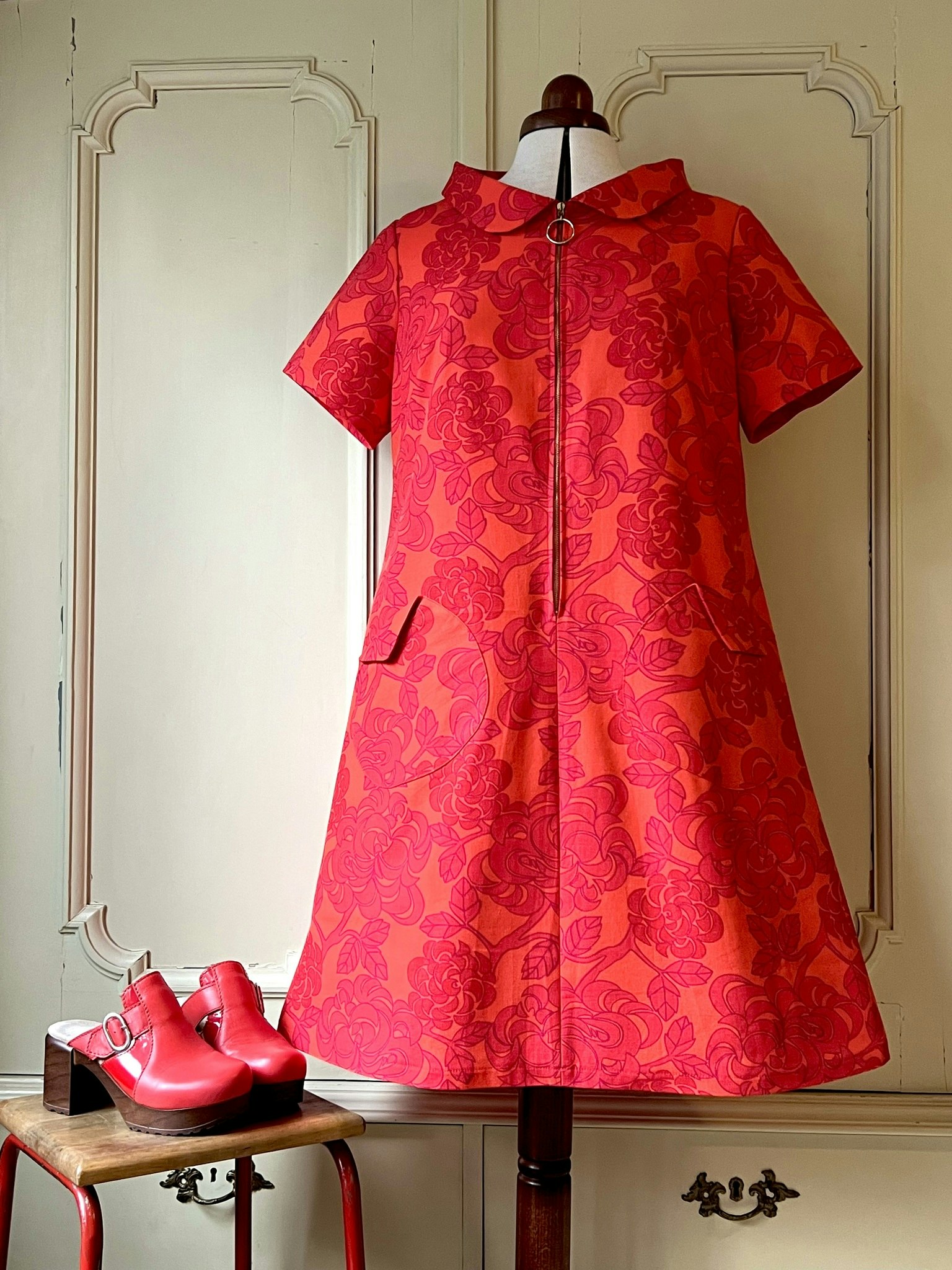 Modell Mirjam - lovely red