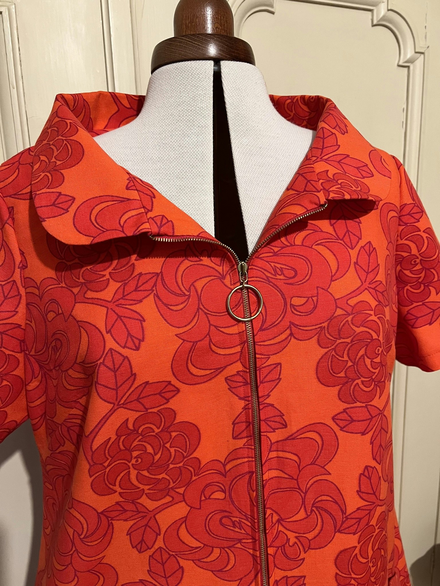 Modell Mirjam - lovely red