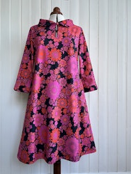 Modell Mirjam - pink and orange