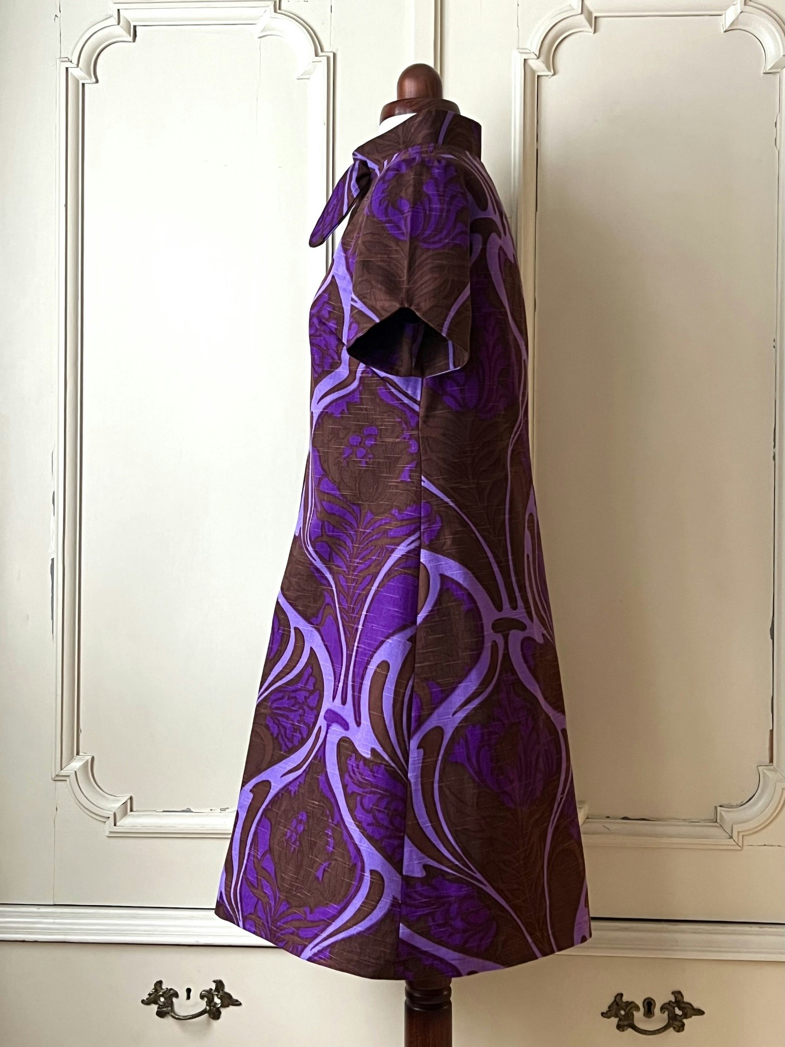 Pretty purple lady