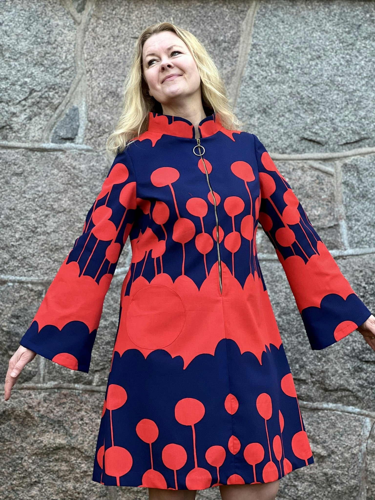 Modell Monica - red lollipops