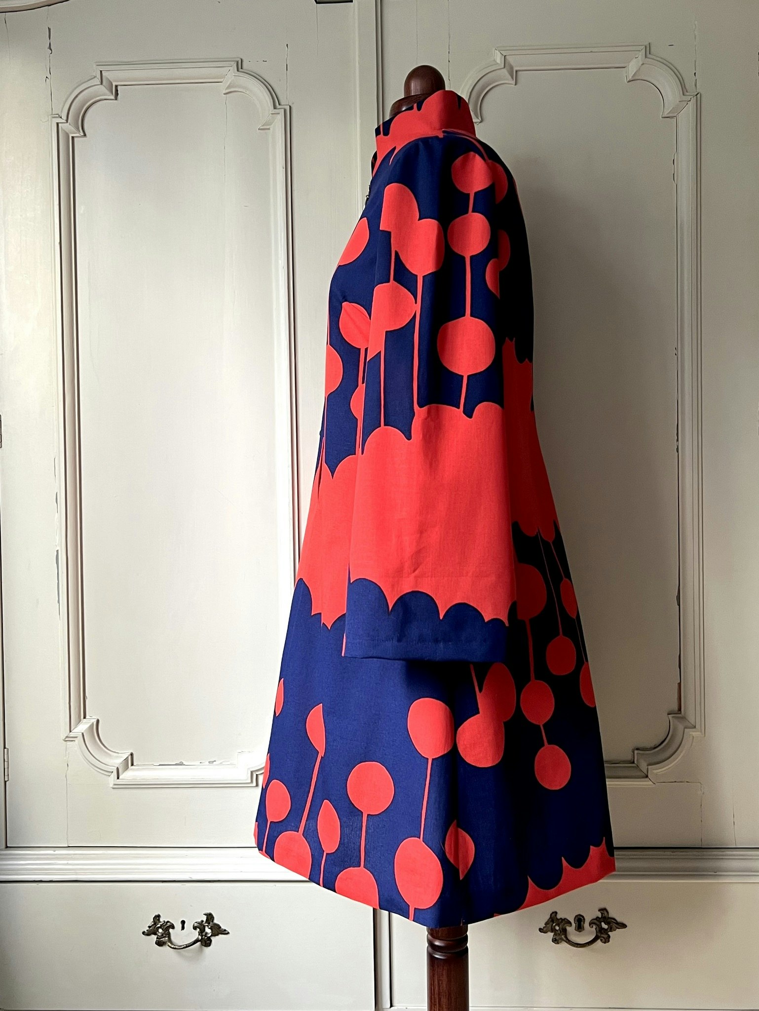 Modell Monica - red lollipops