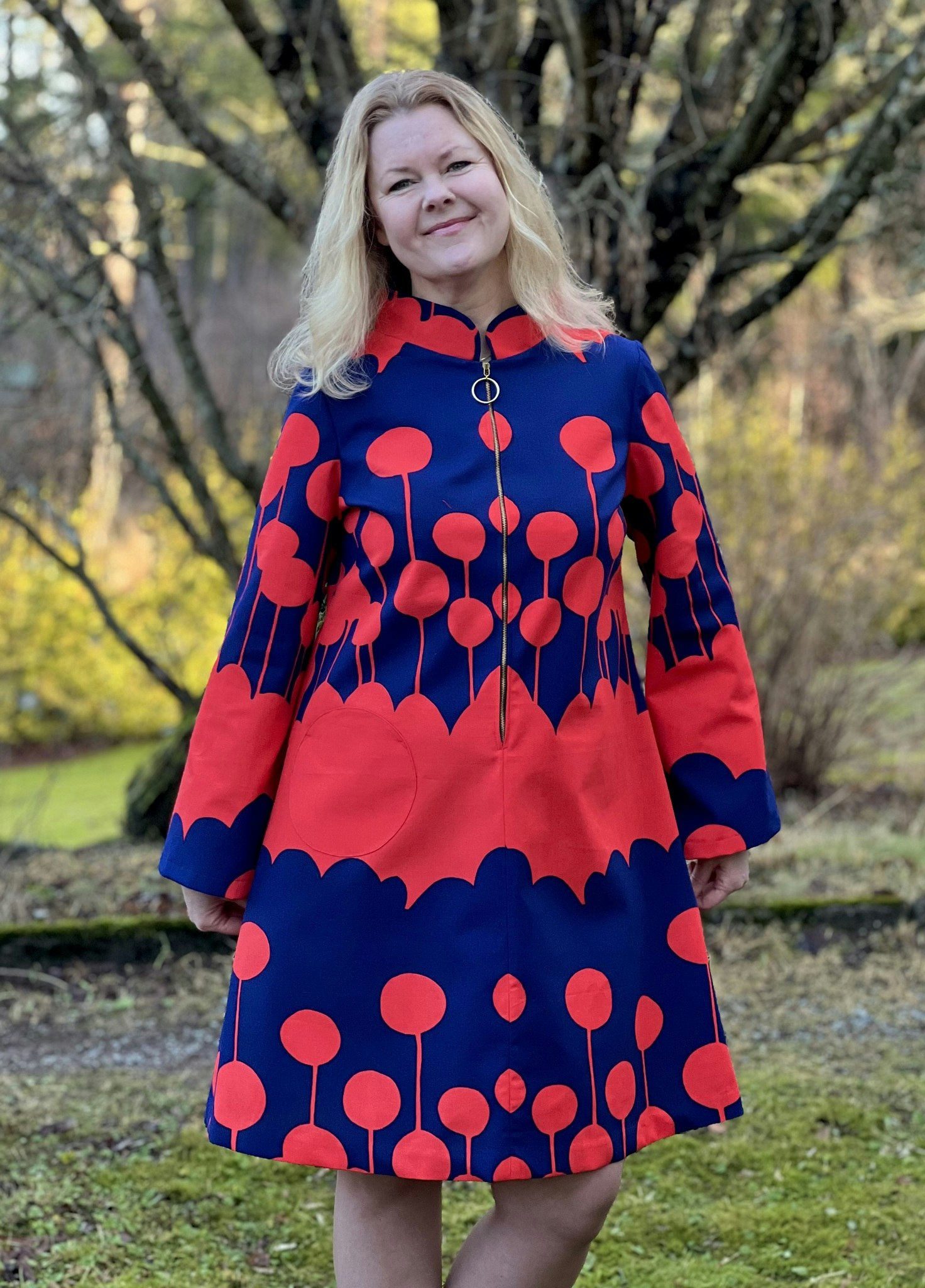 Modell Monica - red lollipops