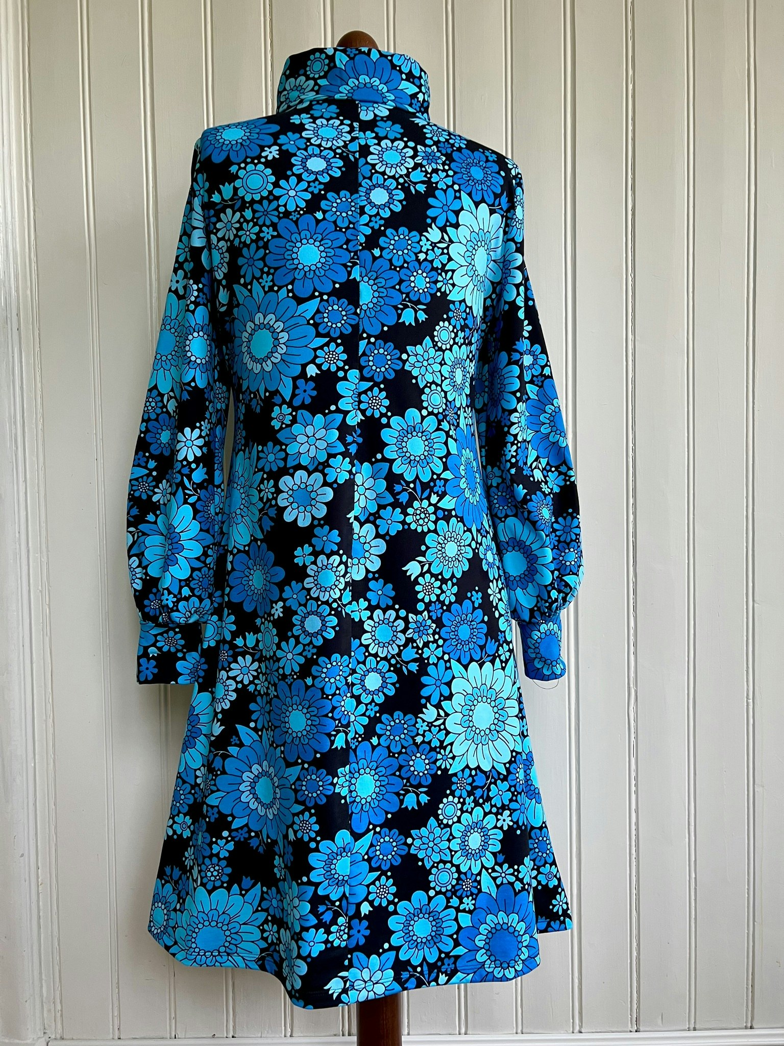 Modell Ingrid - blossom in blue