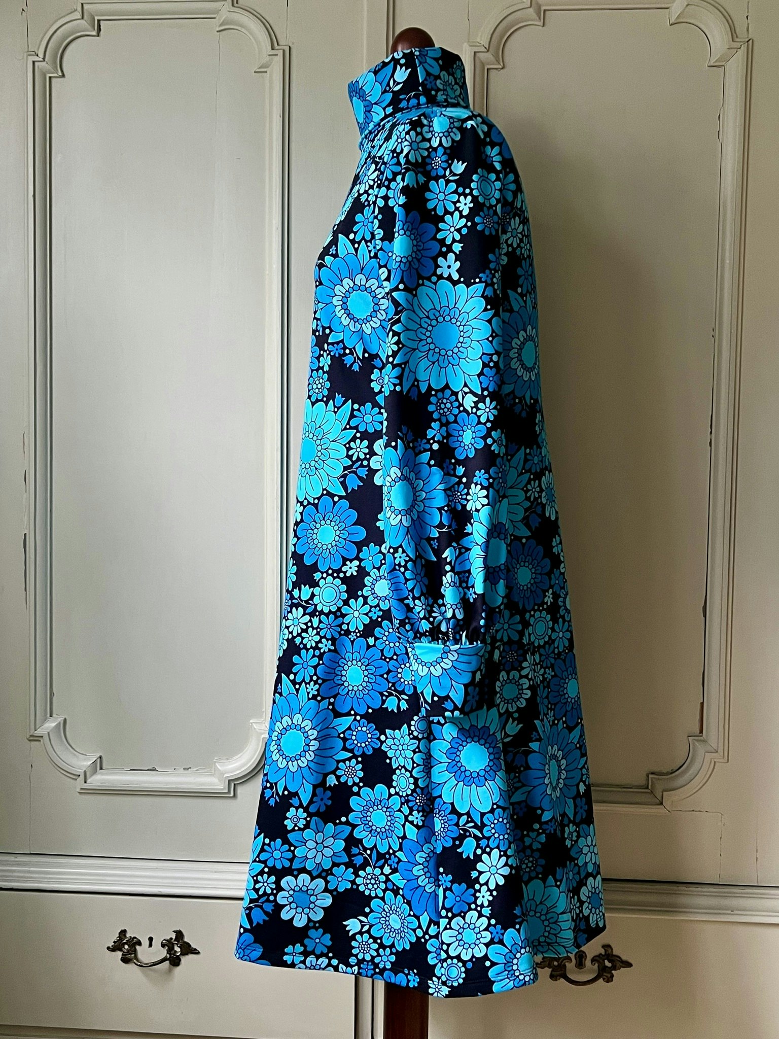 Modell Ingrid - blossom in blue