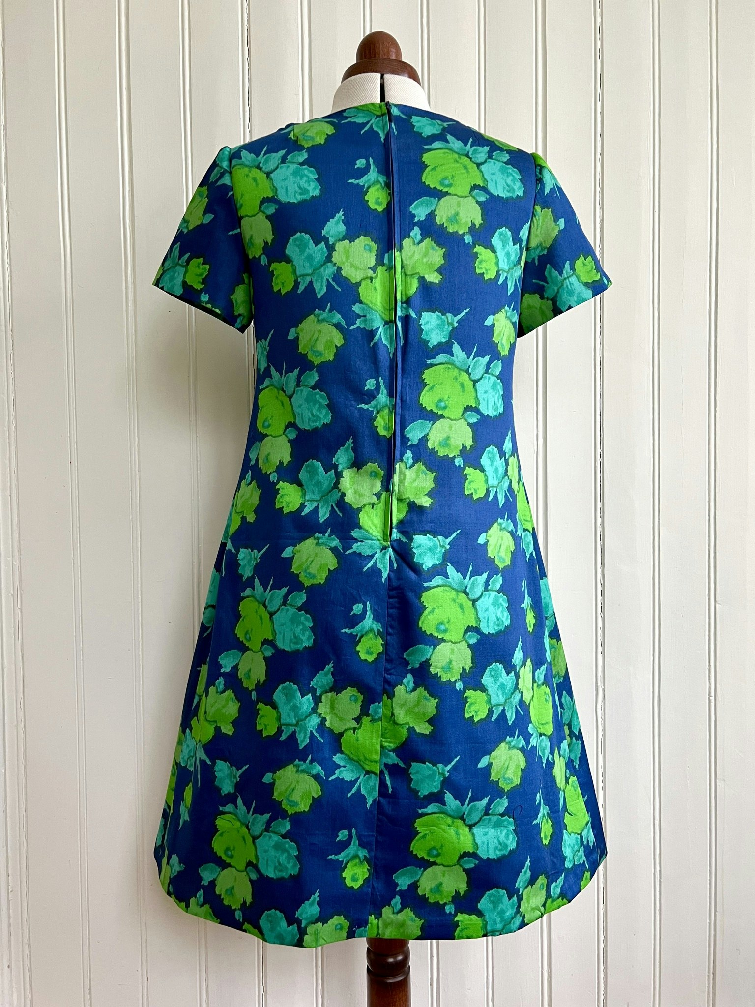 Modell Jemima - roses are green