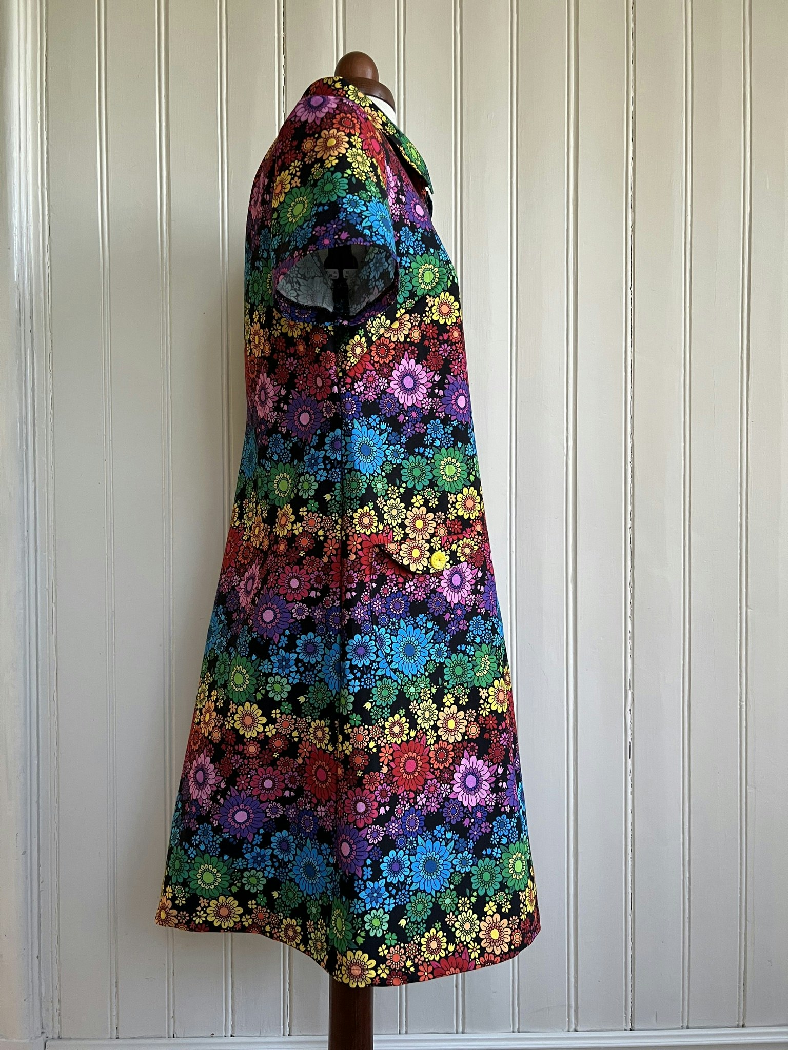 Modell Mirjam - flower rainbow