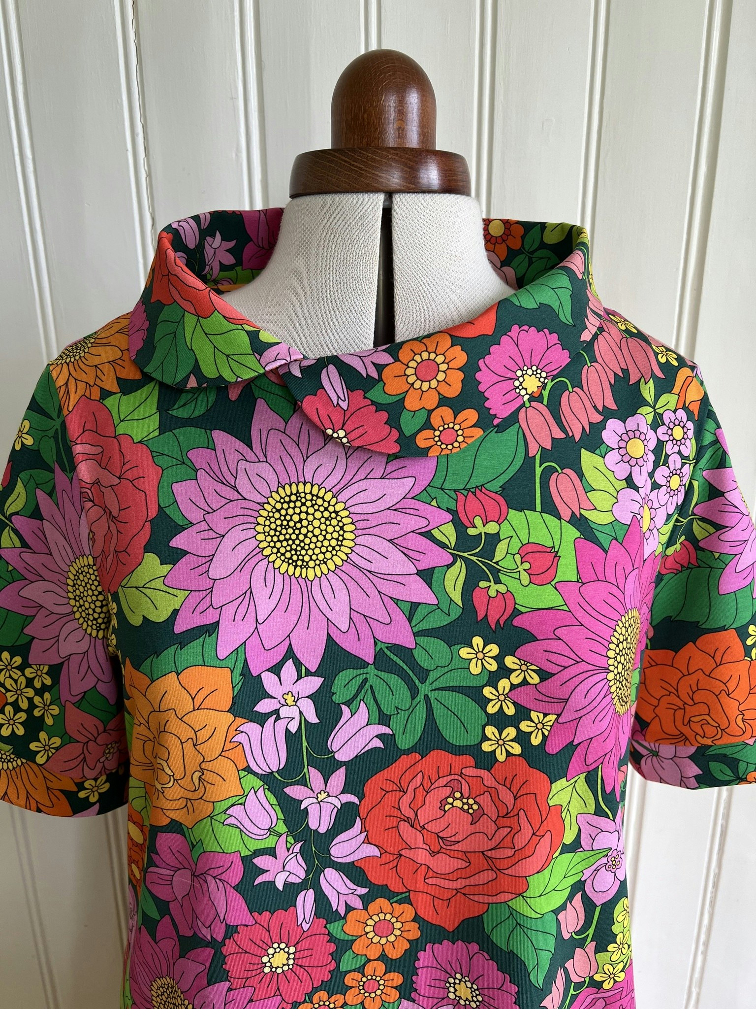 Modell Britt - floral euphoria