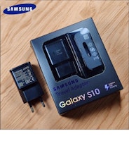 Travel Adapter For Samsung S10 Retail Package