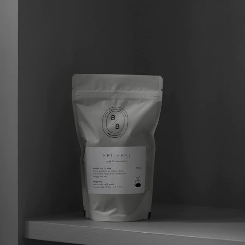 Svanfeldts Coffee - EPILEPSI by Ditte - Mullbär Vitt