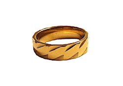 Guldfärgad ring