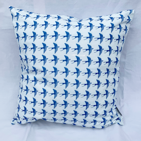 Pillow Swallow