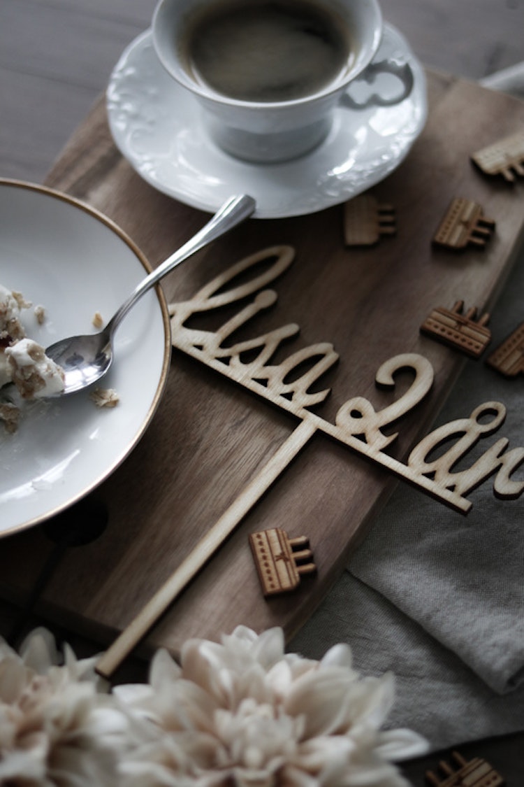 Cake topper /caketopper - Valfritt namn/text