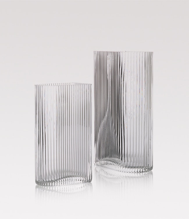 Ribbed vase set of two