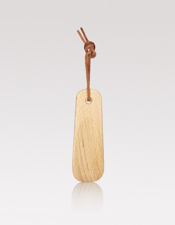 Wooden shoe horn