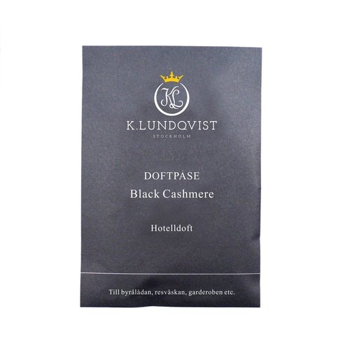 K. Lundqvist - Doftpåse Black Cashmere - Bärnsten, patchouli och lavendel  (Utgående modell)